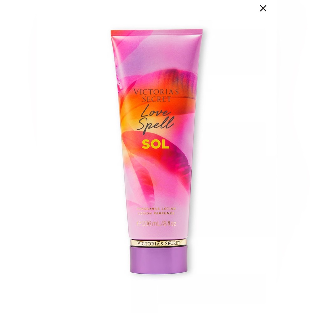 BODY FRAGRANCE SET 
LOVE SPELL SOL BODY SPRAY AND LOTION